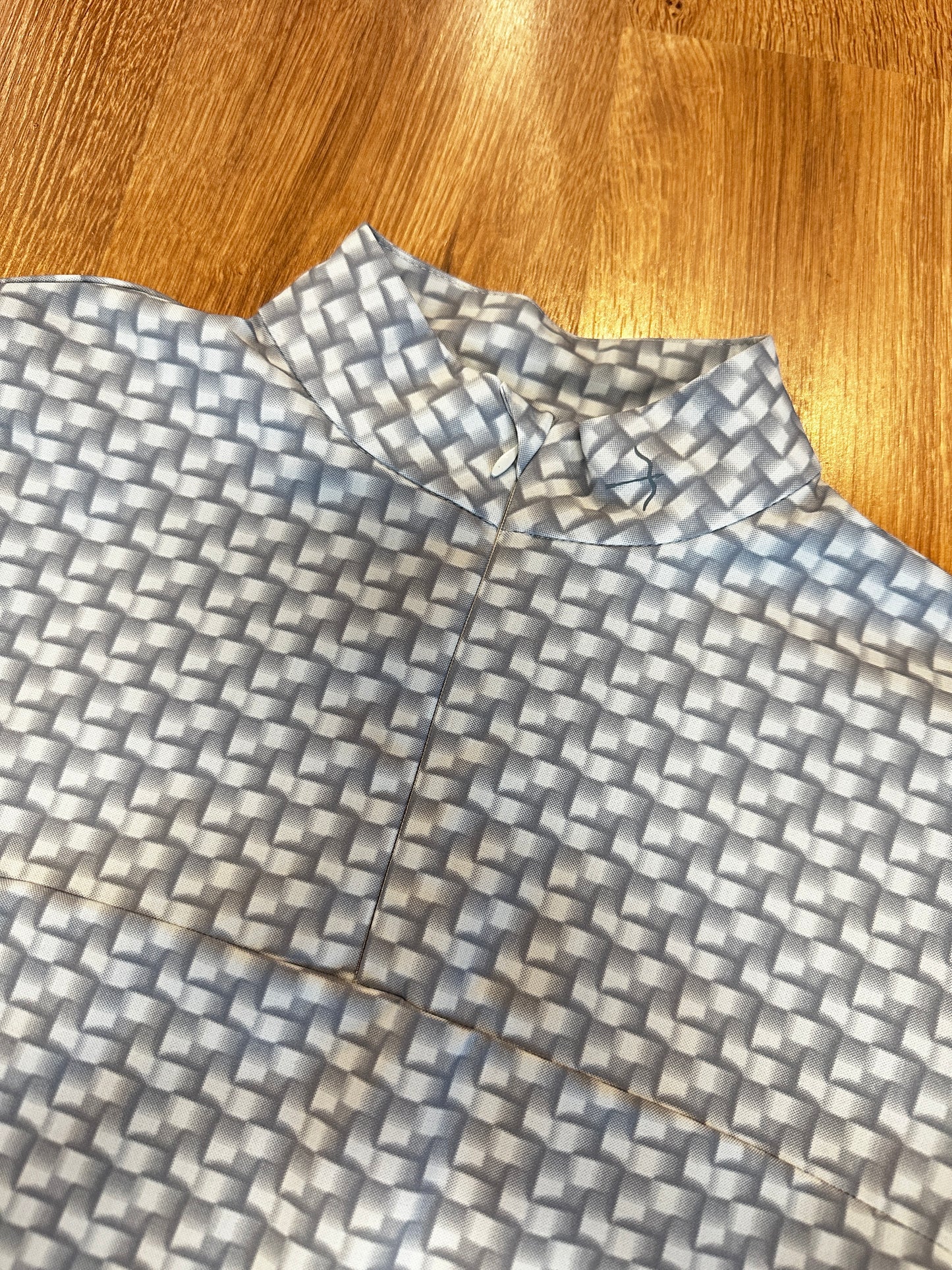 LAGUSO TRAINING SHIRT CARLOTTA WOVEN GREY