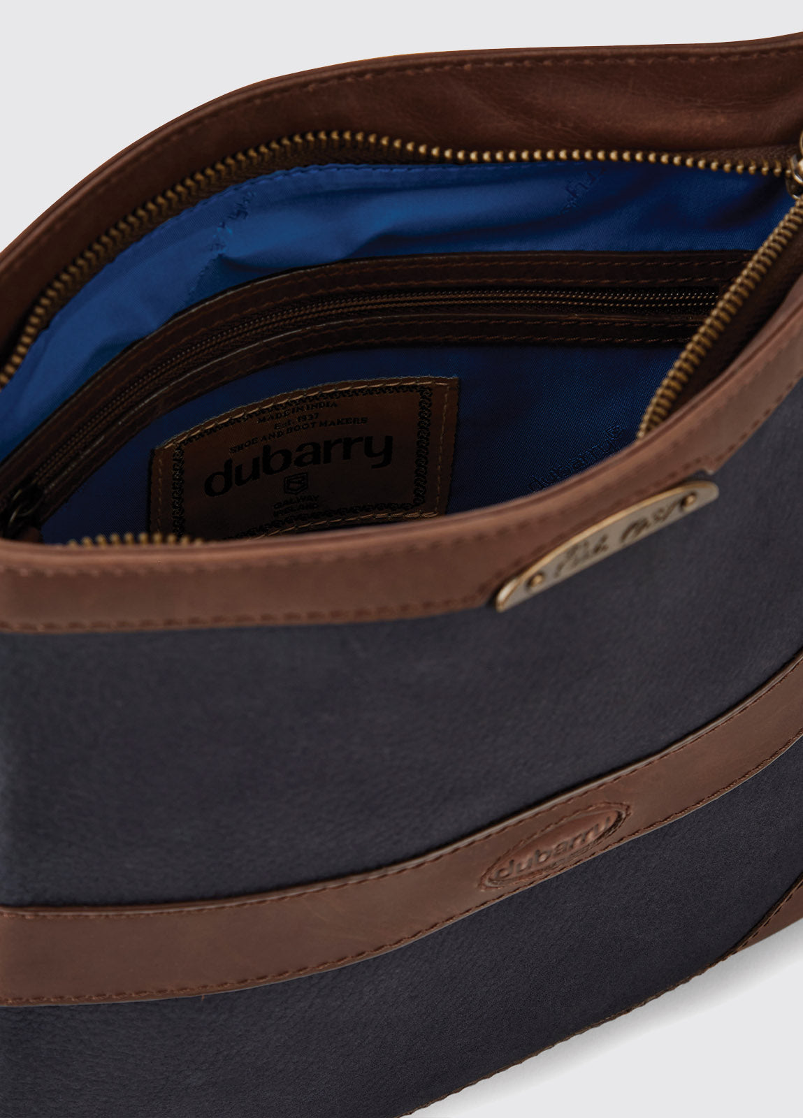 DUBARRY ARDMORE MESSENGER BAG