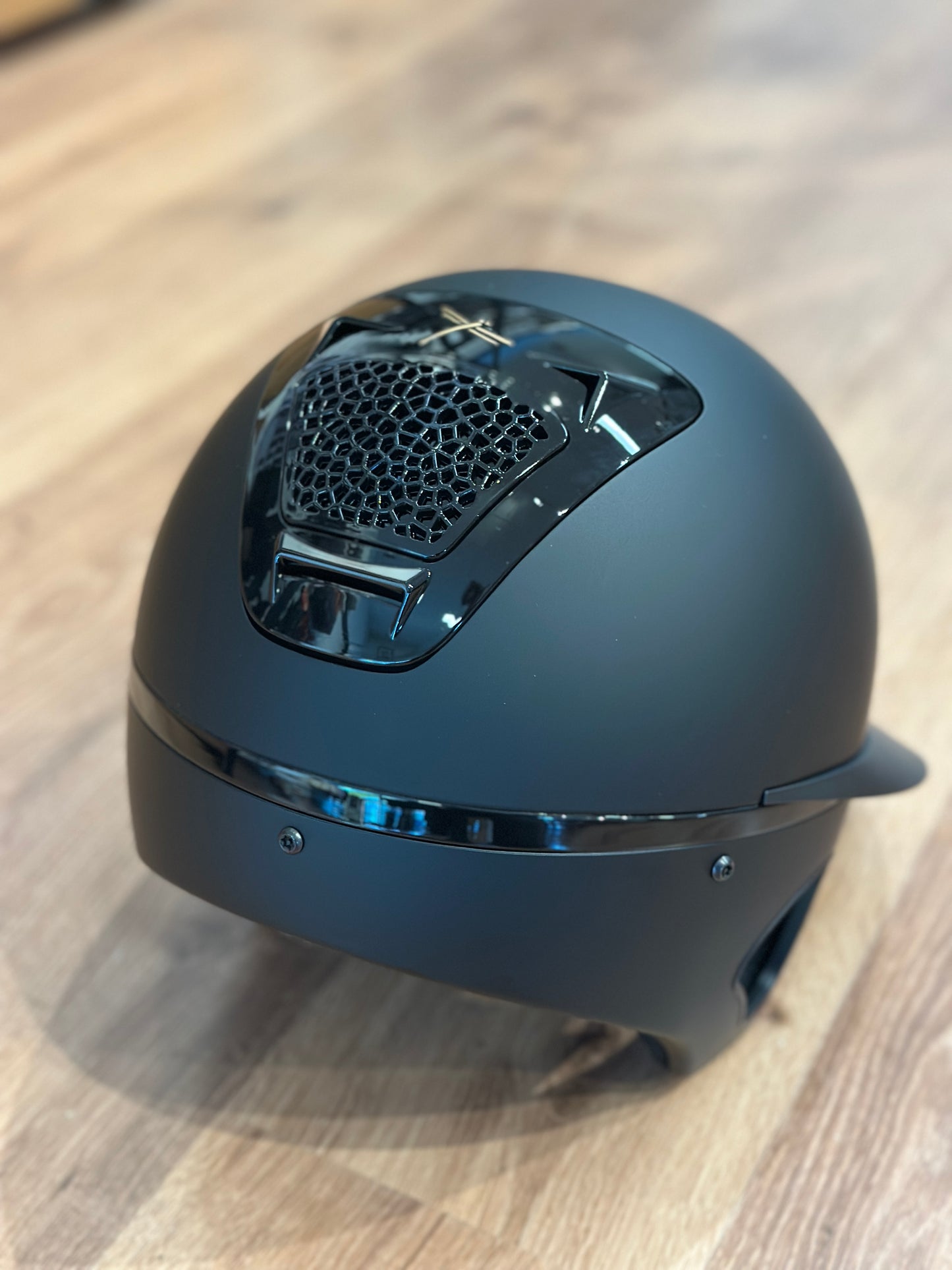 FREEJUMP HELMET VORONI BLACK MATT WITH GLOSSY FRONT & REAR VENT