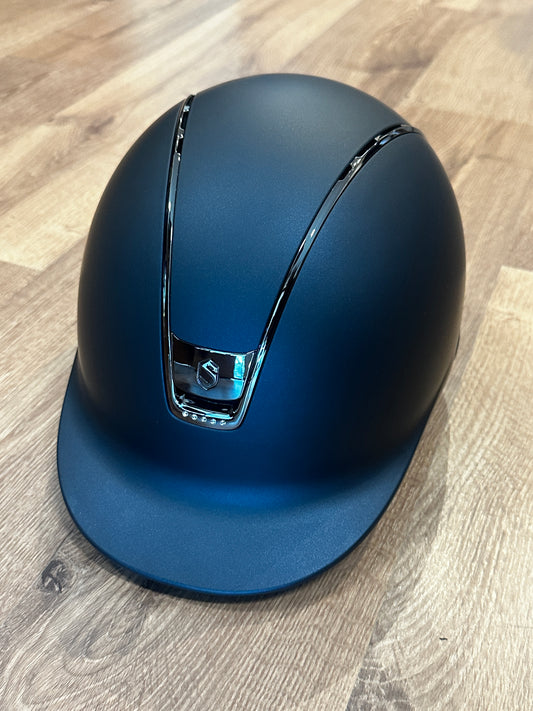 Navy helmet with 5 swarovski crystals on frontal trim