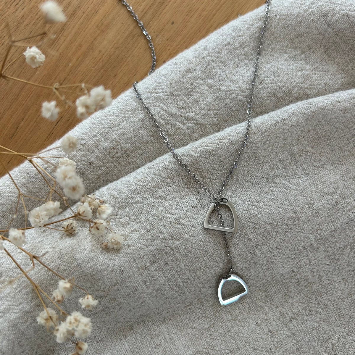 EQUESTRIAN SHOP NECKLACE OLAFF